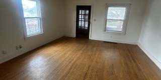 Washington Street Duplex Gallery 9