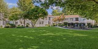 Sierra Manor Apartments : Great Location and Exceptional Amenities Gallery 5