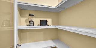 FULLY FURNISHED HISTORIC CHARMER BETWEEN UNR & DOWNTOWN – UTILITIES INCLUDED, MODERN UPGRADES, PRIME LOCATION Gallery 10