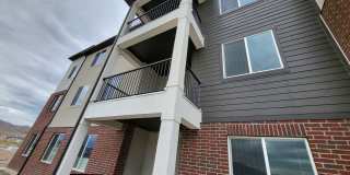 Short term lease available flexible end date Gallery 30