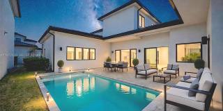 5718 Ashwood Cir W Gallery 1