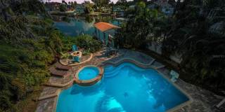 110 CARLYLE CIRCLE Gallery 43