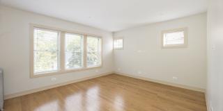 1919-31 W Winona Gallery 11