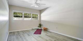 The Elizabeth Gallery 10