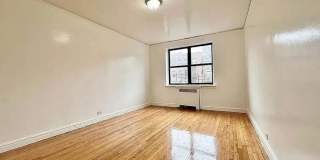 2600 Creston Avenue Gallery 1