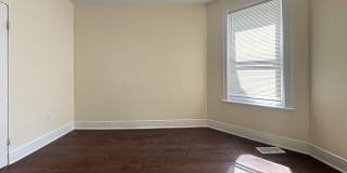 Newly Renovated 4BED 1.5BTH / Stainless Steel Appliances & Washer/Dryer Hookup! Gallery 25