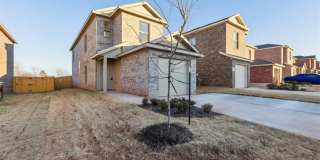 14910 Parkway Center Avenue Gallery 1