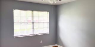 Lovely 3 Bedroom Home in Northwood - Fenced-in Yard Gallery 11