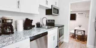 308 NE 8th Ct Gallery 3