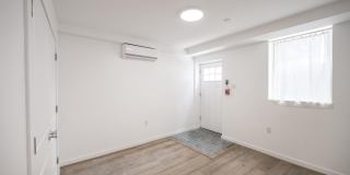 711 W THOMPSON Street Gallery 11