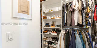 1700 Meridian Ave Gallery 17