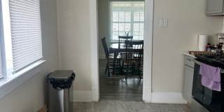 1122 E Dunkin Street Gallery 9