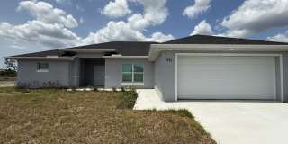 1911 NE 38th Ter Gallery 1