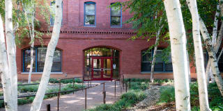 Shadyside Commons Gallery 10