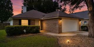 Charming 3BR House in Oakleaf Gallery 1