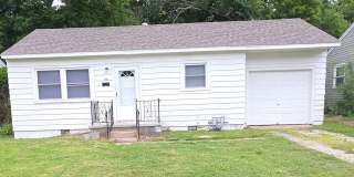 Nice 2 Bedroom 1 Bath bungalow! Garage! $925 Gallery 1