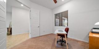 10623 N Iron Peak Drive Gallery 17