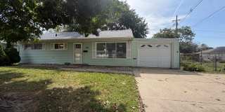 Charming 3-Bedroom Ranch with Fenced Yard & Attached Garage Gallery 1