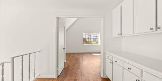 Renovated 2bed x 2.5bath Townhouse with Private Patio & 2-Car Garage Gallery 15