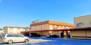 Refurbished Second Floor 1bd Condo With Pool & In-unit Laundry Gallery 19