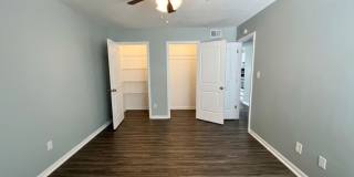 Avondale III Apartments Gallery 26