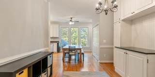 Beautiful Southern Village townhome - Furnished - Mid / Long Term lease options Gallery 8