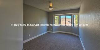 Recently Updated - Newer Appliances, Flooring, Fixtures - 3-Car Garage - Windsor Gallery 40