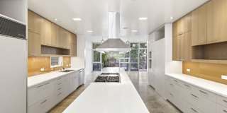1076 S Van Ness Avenue | Mission District | 4 Bed · 3,776 Sq Ft · Four Levels Gallery 5