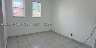 1844 Taft St Gallery 5