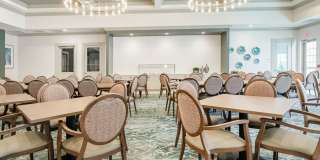 Alloro at University Groves - Senior Housing Gallery 21
