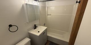 222 Williams Street E unit: Apt 402 Gallery 9