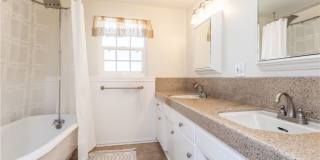 19308 Lemarsh Street Gallery 23