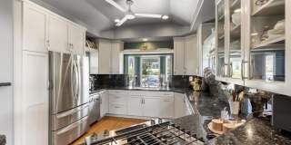 5618 Bellevue Avenue Gallery 9