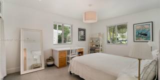 861 Harbor Dr Gallery 19