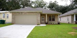 4 Bedroom in the Heart of Niceville! Gallery 1