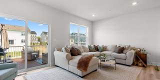 10893 DRUMMOND Place Gallery 8