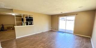 Great Location in The Village! Gallery 3