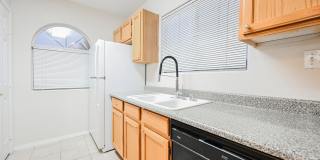 Gated Community townhome, with private garage Gallery 19