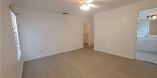 1010 SE 12th Terrace Gallery 9