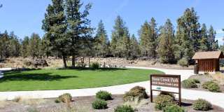 3 BR pet-friendly home with fenced yard Gallery 4