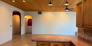 Unique 3Bdm 2Ba home is located in a great central location Gallery 31