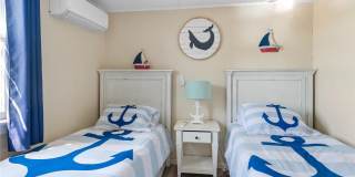 180 Cottage Walk Gallery 16