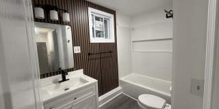 171 Pearl Street Gallery 4