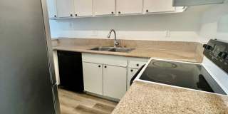 Georgous Calabasas Condo Gallery 7