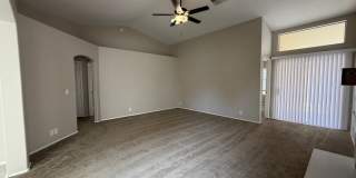 3bed 2 bath Arrowhead Ranch Home Gallery 4