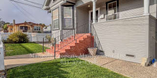 Beautiful three-bedroom two-bath home located in Monterey! Gallery 1