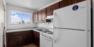 6715 N Hermitage Ave. Gallery 1