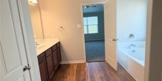 2134 Redbud Drive Gallery 10