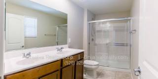 Lovely 3 Bedroom, 2 Bath Home with Den in Southeast Tucson (Irvington/Camino Seco) Gallery 10
