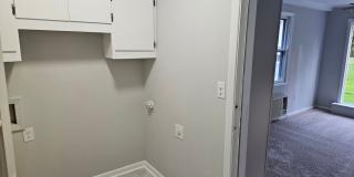 Beautiful renovated 3 bed, 1.5 bath unfurnished home located in Hampstead Gallery 12